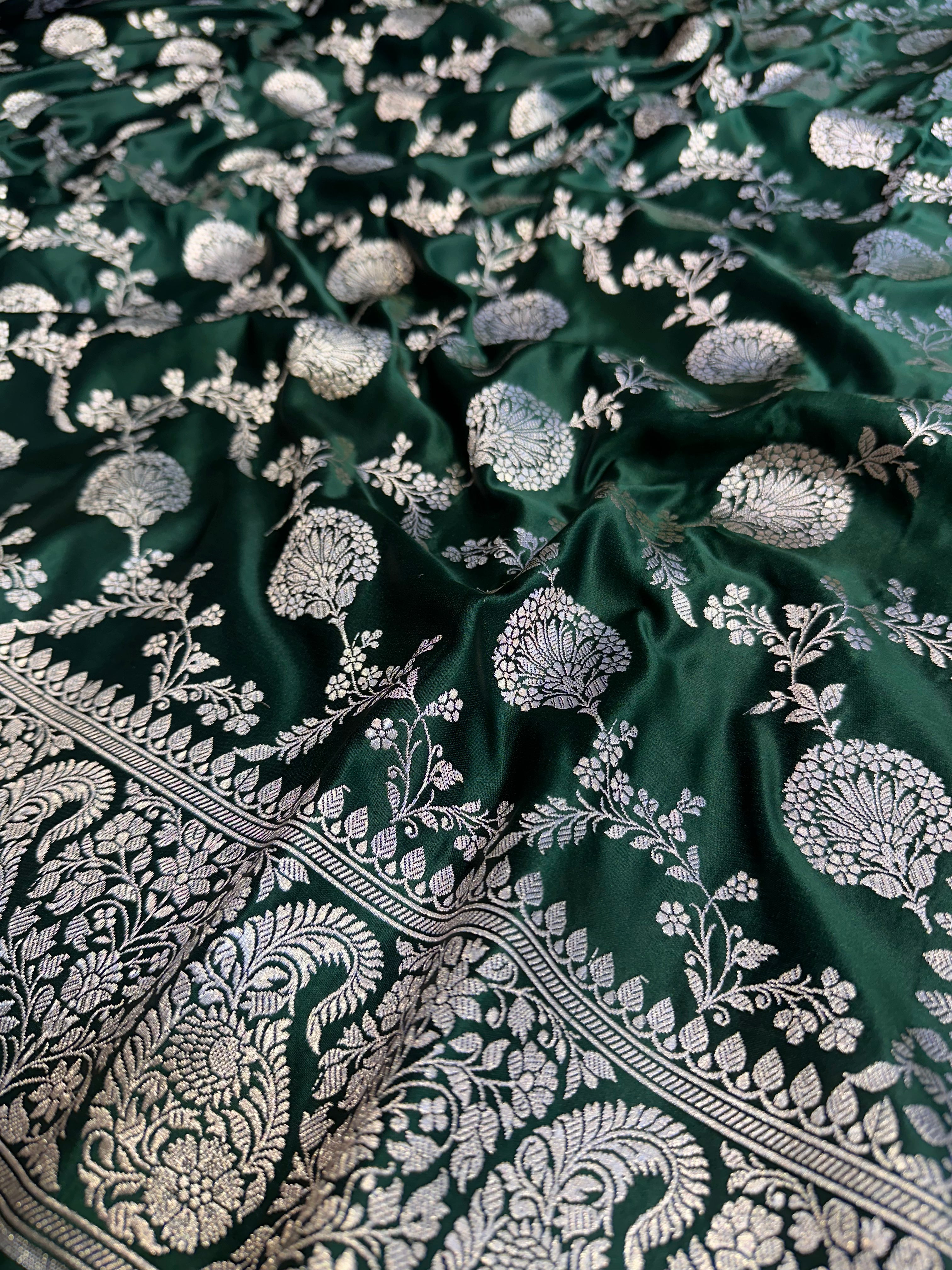 Pastel Grace Mashru Silk Banarasi Saree – Elegant Jaal Weave