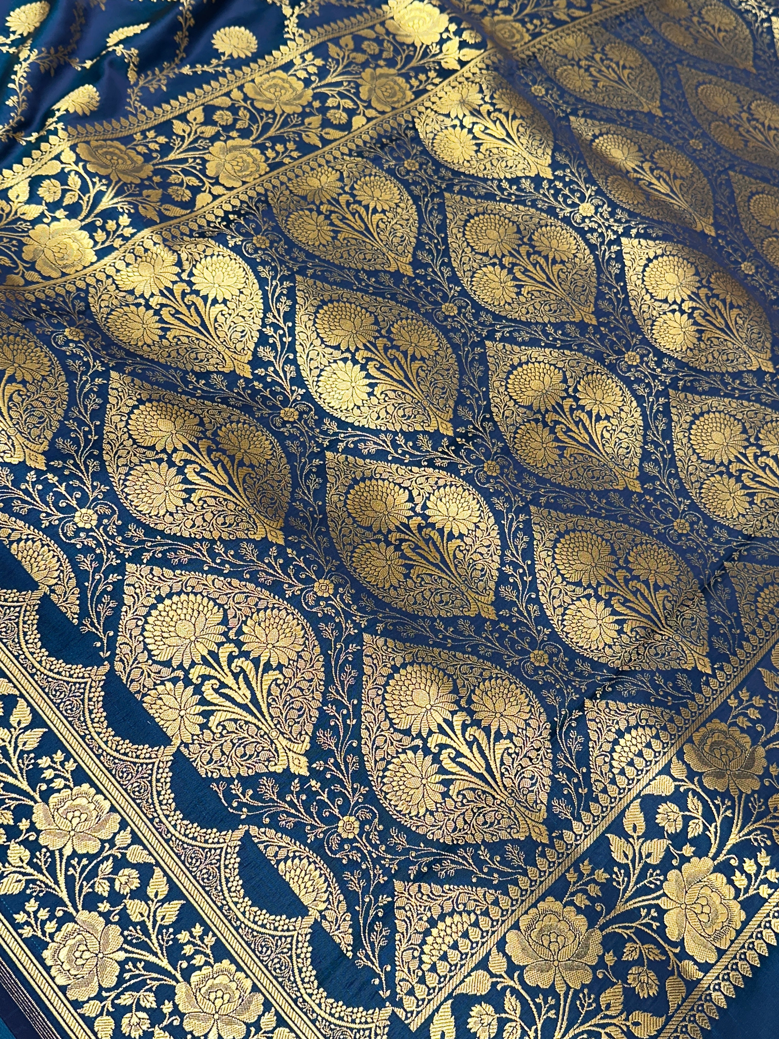 Royal Navy Blue Mashru Silk Banarasi Saree – Gold Zari Jaal Weave