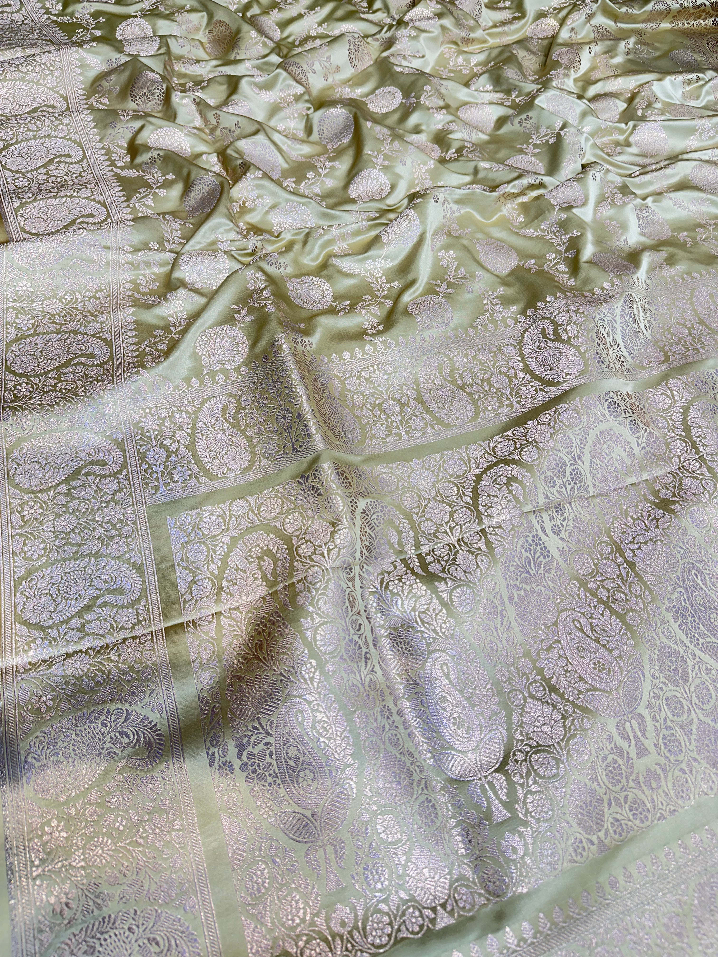 Pastel Grace Mashru Silk Banarasi Saree – Elegant Jaal Weave